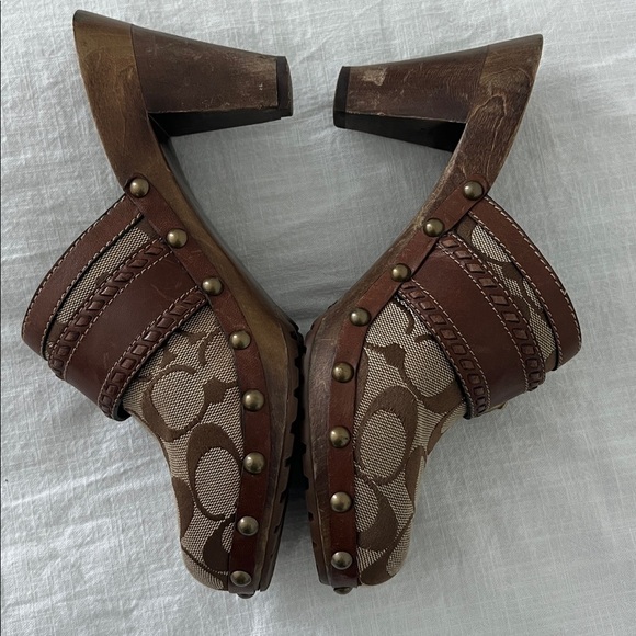 Coach Wooden Clogs Size 7 - Picture 3 of 10